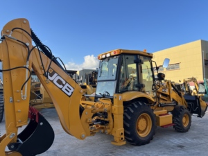 โรงงานจำหน่ายรถแบคโฮล JCB 3CX ใหม่เอี่ยม พร้อมฟังก์ชั่น Powerslide Side‑Shift, ขาตั้งกันโคลง, มีอุปกรณ์เสริมให้เลือกมากมาย - Product Image 5