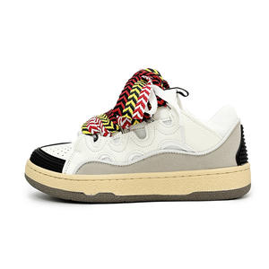 Langzu unisexe chaussures d'entraînement semelle intérieure en Latex épaissi semelle en caoutchouc transfrontalier personnalisable <span class=keywords><strong>pain</strong></span> maille supérieure nouveau orteil Style marche - Product Image 4