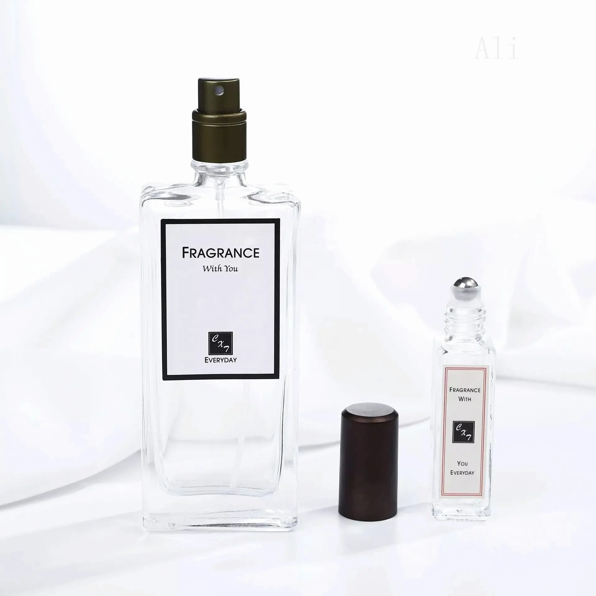 Mini bouteille de parfum rechargeable en verre, produit cosmétique noir, brillant à lèvres, contenance de 3ml et 5ml