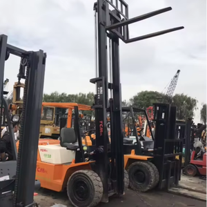 Chariot élévateur diesel TCM FD50 d'occasion, capacité de 5 tonnes, originaire du Japon - Product Image 2