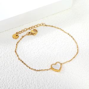 Fashion 18k Gold Plated Dainty Chain <b>Charm</b> <b>Bracelet</b> Couple Stainless Steel Jewelry White Shell love Heart <b>Bracelet</b> for Women - Product Image 4