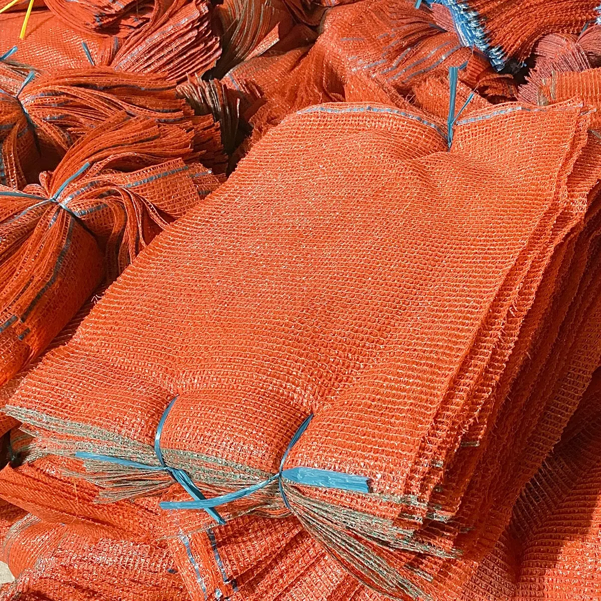 Reciclado 50*80cm 25kg 30kg rede de legumes saco de malha pe raschel para embalagem de batata cebola