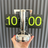 Horloge de table rétro à rabat personnalisée avec contrôle du son Veilleuse LED Horloge de bureau tournant la page Horloge de calendrier à rabat automatique pour senior