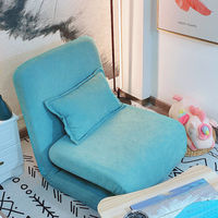 Le lit simple en tatami de style japonais peut être plié pour s'asseoir et dormir sur le plancher de la chambre à coucher du balcon petit canapé chaise de loisirs penchée