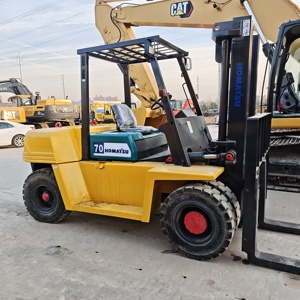 Montacargas Diésel Komatsu de 7 Toneladas, Rendimiento Confiable para Proyectos Industriales a Gran Escala - Product Image 2