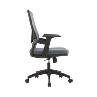 Chaise de bureau ergonomique pivotante à dossier mi-haut en maille pour projets d'appel d'offres en ingénierie, avec accoudoirs réglables et soutien lombaire