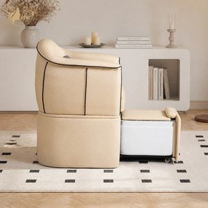 Fauteuil de pédicure beige rembourré avec accoudoir et bassin, idéal pour salon et spa - Product Image 3