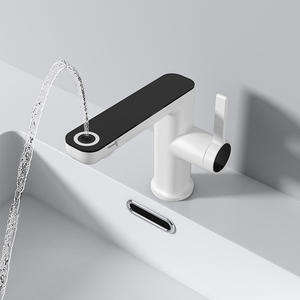 Robinet intelligent moderne et simple en cuivre massif avec affichage numérique, mélangeur chaud/froid à écoulement ascendant, finition nickel brossé - Product Image 3