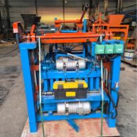 Machine automatique de fabrication de blocs creux BLK avec moteur, boîte de vitesses et PLC pour la production de briques en béton, facile à utiliser
