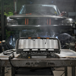 Grille pour <span class=keywords><strong>Ford</strong></span> F150 F-150 <span class=keywords><strong>Raptor</strong></span> 2021 <span class=keywords><strong>2022</strong></span> avec lumière ambrée intégrée, <span class=keywords><strong>noir</strong></span> ABS, pièces détachées automobiles, grille pour F150 <span class=keywords><strong>2022</strong></span> - Product Image 1