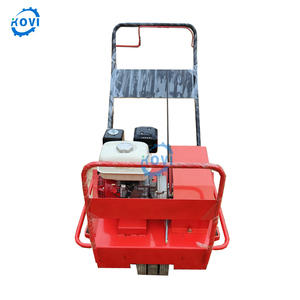 Perforateur de pelouse à poussée à la main poinçonneuse herbe jardin perforateur de sol parcours de golf aérateur de carottage de pelouse - Product Image 1