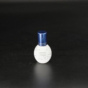 Chai nhựa <span class=keywords><strong>HDPE</strong></span> 15ml mascara và làm móng tay nhỏ tròn và vuông chai nhựa hình đặc biệt - Product Image 1