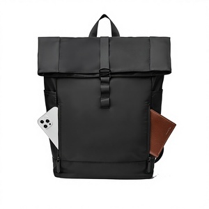 Nouveau style transfrontalier pour hommes européens/américains : Sac à dos à fermeture roll-top, idéal pour le travail ou les loisirs, imperméable - Product Image 1