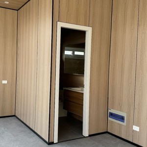 Tienda Moderna en Contenedor, Diseño Modular Rectangular para Uso en Exteriores - Product Image 2