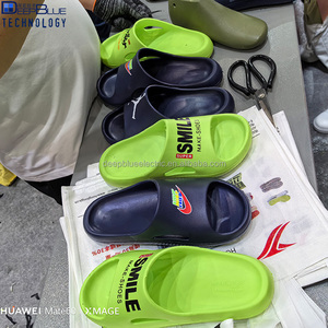 Máy làm dép xỏ ngón Crocs EVA cao cấp Hong Long, 1 khuôn 8 đôi, công suất 500 đôi mỗi 8 giờ, máy làm đế giày - Product Image 6