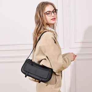 กระเป๋าหนังแท้ AndoBag รุ่นใหม่ กระเป๋าสะพายข้างสำหรับผู้หญิง สาวๆ ใช้เดินทาง ทำงาน สะพายไหล่ สะพายใต้วงแขน ใช้ได้ทุกวัน - Product Image 1
