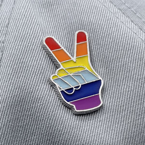 Брошь на лацкан с радужным флагом - Product Image 6