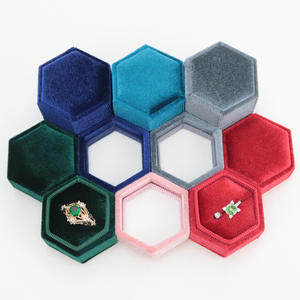 Caja de Joyería de Terciopelo de Alta Calidad, Forma Hexagonal, Logotipo Personalizado, Caja de Anillo de Terciopelo, Caja de Regalo para Anillo de Boda - Product Image 6