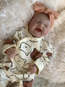 Ropa <span class=keywords><strong>Pou</strong></span> Poupe Reborn Dolls Real Baby Bebe Gerek Boneca Cerdo Modelo DIY Juguetes para niños y adultos Niños y mujeres - Product Image 5