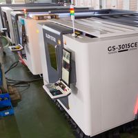 Nouvelle machine de découpe laser à fibre industrielle CNC 3kW à refroidissement par eau, contrôle Cypcut, haute précision, 3 axes, haute vitesse, pour métaux