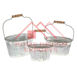 Cubo de hierro vintage de granja para interior y exterior Cubo de cubo hecho a mano con mango de hierro y agarre de madera - Product Image 1