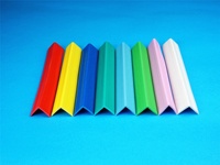 Profilé d'extrusion déco Profilé d'angle en L d'extrusion Profilé d'angle en plastique PVC Angle de taille inégale Garniture d'angle en plastique personnalisé Protection des bords en plastique