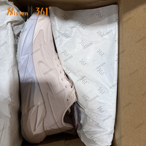 Chaussures de sport de taille américaine, nouveau stock, styles variés, pour la vente en gros aux magasins de chaussures - Product Image 1