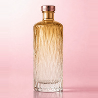 Bouteille à liqueur en verre facettée rose ombré avec bouchon métallique, emballage de luxe pour boissons, vente en gros, marque privée, logo personnalisé