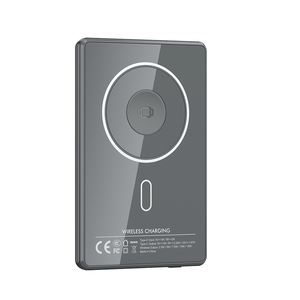 Batterie externe magnétique 3-en-1 avec support : chargeur sans fil 15W et chargeur PD 22,5W, affichage numérique 5000mAh, pour téléphone et montre, compatible vol en avion - Product Image 1