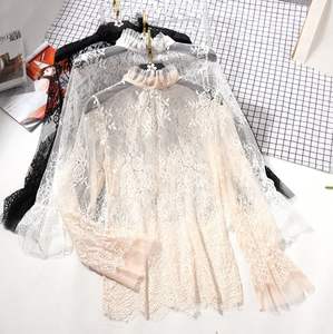 Chemisier en crochet à manches longues pour femmes <span class=keywords><strong>haut</strong></span> <span class=keywords><strong>transparent</strong></span> à volants en dentelle noire hauts d'été sexy pour le printemps et l'automne - Product Image 2