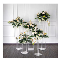 Support à fleurs en acrylique cristallin de style romantique pour mariages - Centre de table élégant et accent décoratif, couleur et taille personnalisables