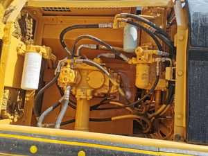 Maquinaria de Ingeniería para la Construcción, Mini Excavadora Cat 320d Usada para Plataformas de Trabajo en Construcción - Product Image 3