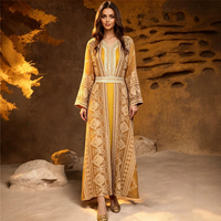 Ensemble Abaya Kaftan brodé à col en V en deux pièces avec ceinture à la taille, robe longue à manches longues pour femmes musulmanes, occasions de fête et de festival