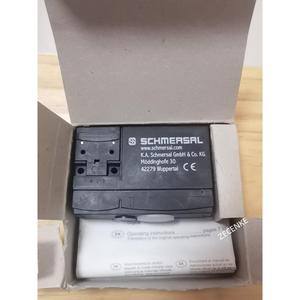 Nouveau dans sa boîte SCHMERSAL AZM 170-02ZRK Interrupteur de sécurité à verrouillage 24V - Product Image 4