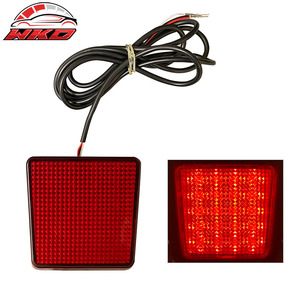 Difusor de Parachoques Trasero con Luz de Freno LED y Diseño de Fibra de Carbono para Infiniti Q50 18-24, Accesorio Exterior de Alta Calidad - Product Image 6