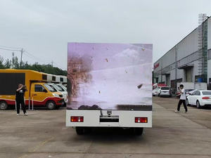 Tout nouveau camion de publicité extérieure HOWO 4x2 LED panneau d'affichage camion lecteur vidéo Promotion Van - Product Image 4
