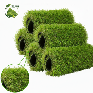 <span class=keywords><strong>Gazon</strong></span> artificiel extérieur vert <span class=keywords><strong>frais</strong></span> en <span class=keywords><strong>rouleau</strong></span>, directement <span class=keywords><strong>de</strong></span> l'usine, pour la maison, l'école et l'aménagement paysager - Product Image 4