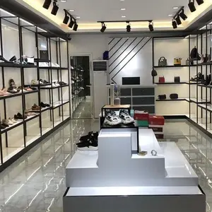 Chaussures professionnelles de détail, 1 paire de souliers haut de gamme pour décoration de magasin, Design d'intérieur