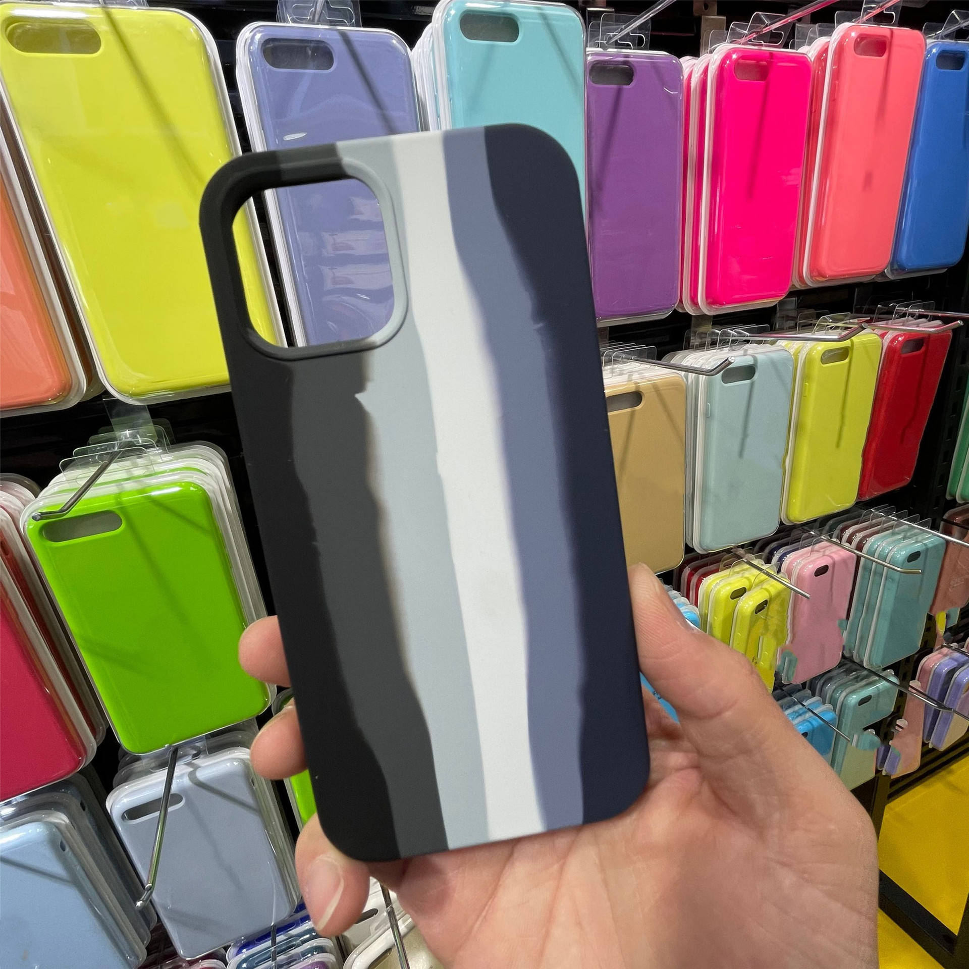 สายรุ้งสีดำ