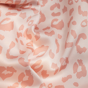 Vestido y Camisón con tirantes de seda helada para mujer para el verano de 2025, nueva ropa sexy con estampado de leopardo para regalar a las novias - Product Image 3