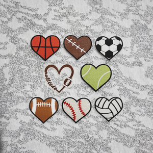 Parches Termoadhesivos Bordados Ecológicos con Forma de Corazón para Gorras de Baloncesto, Fútbol, Voleibol y Béisbol - Product Image 3