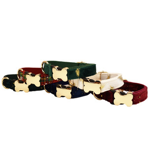 Diseñador de moda Patrón de flores Forma de hueso Hebilla Etiqueta de nombre grabada con láser <span class=keywords><strong>Collar</strong></span> de perro mascota - Product Image 3