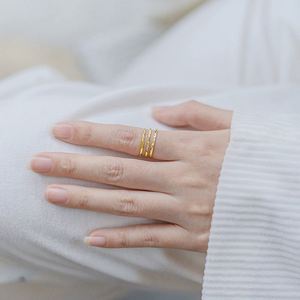 Bijoux minimalistes Bague créole motif diamant plaqué or 18 carats - Product Image 5