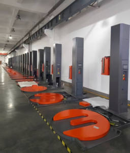 Máquina envolvedora de película elástica semiautomática tipo L - Product Image 5