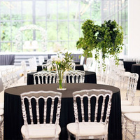 Chaise Chiavari empilable en plastique transparent pour événements de mariage, banquets et repas en hôtel (vente en gros)