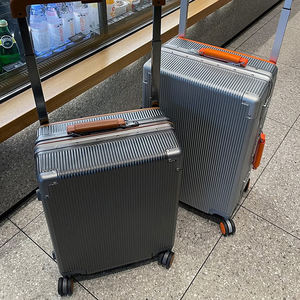 <span class=keywords><strong>Valise</strong></span> d'affaires unisexe sur mesure avec cadre en aluminium et poignée télescopique à 360° °   <span class=keywords><strong>Valise</strong></span> à roulettes avec porte-gobelet en polycarbonate rigide - Product Image 6