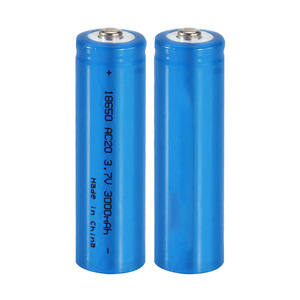 Batterie au lithium rechargeable 18650 3000Mh 3.7V Blue Skin pour lampes de poche et lampes frontales - Product Image 4