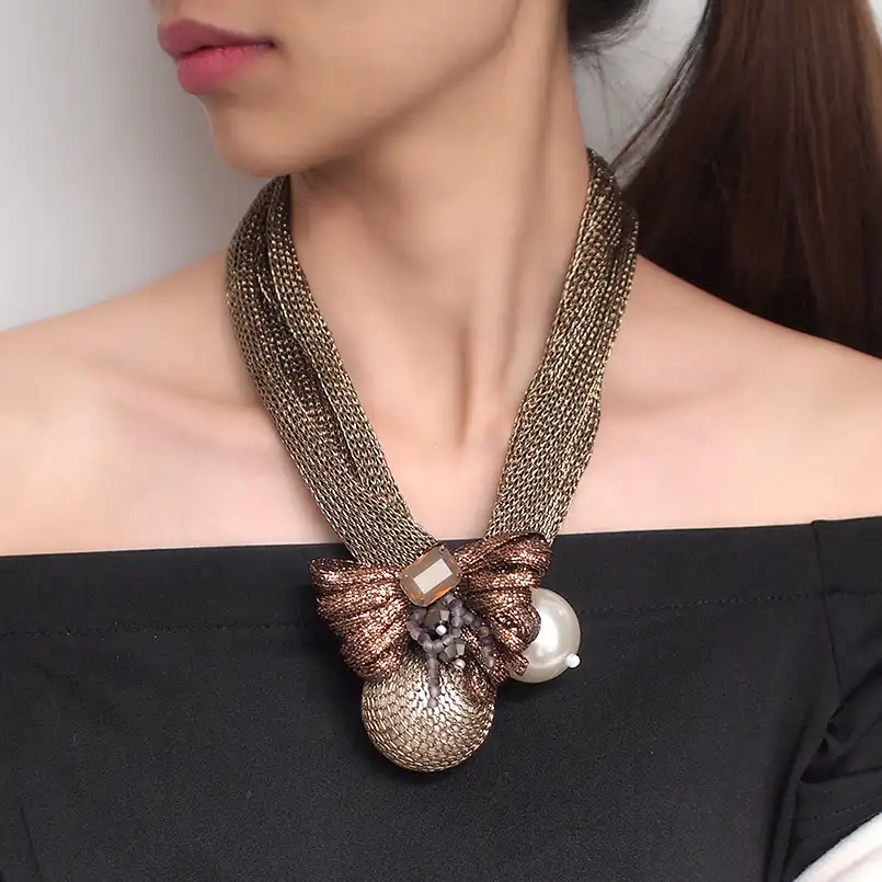 HANSIDON grande de cristal nupcial collares declaración perla de imitación gargantilla collares de moda India, joyería hecha a mano, Collar