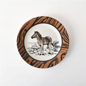 Vente en gros de 4 assiettes à dessert en porcelaine sur le thème du safari - Taille 7,5 pouces, illustrations de la faune, compatibles micro-ondes/lave-vaisselle/<span class=keywords><strong>four</strong></span> - Product Image 4