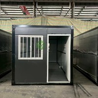 Conteneur pliable en acier préfabriqué de 20 pieds, design moderne du milieu du siècle, construction à panneaux sandwich, pour usage en centre commercial ou parc